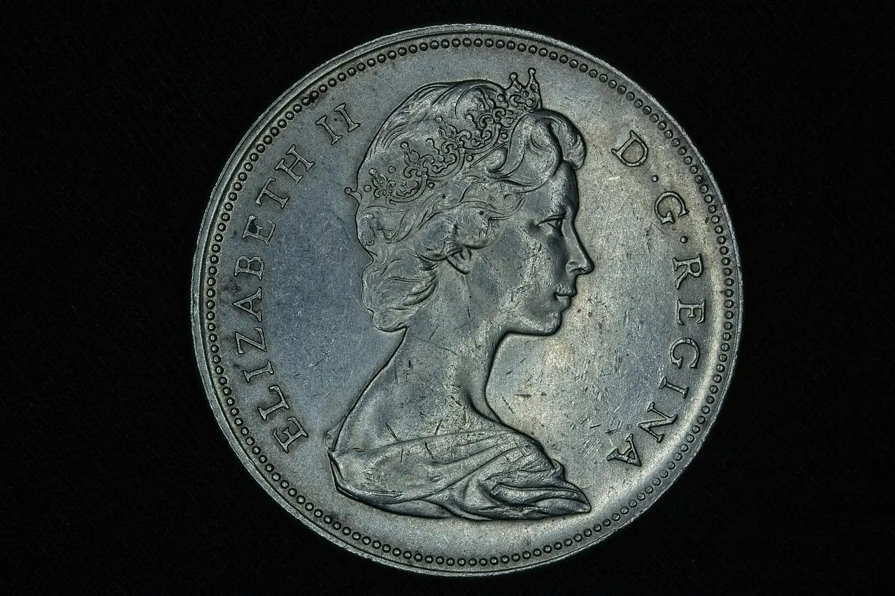 Medvirkende i Spis Bed Elsk