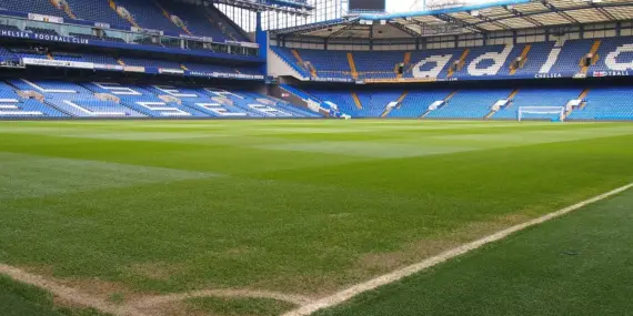 Drama, sene udligninger og røde kort – National 2, Gruppe C, runde 13