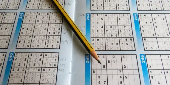 Forslag til Skæve i Krydsord