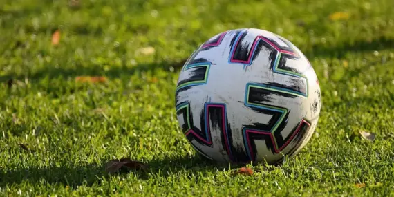 Smalle sejre, sene afgørelser og et målorgie i Brest: Ligue 1 runde 1 leverede drama fra start til slut