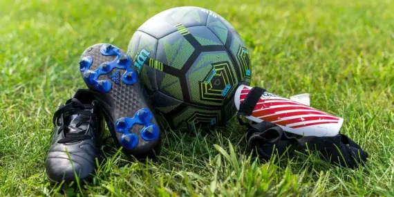 Små marginaler, et vitalt straffespark og en femmålsforestilling: National 2 – Groupe C, runde 9